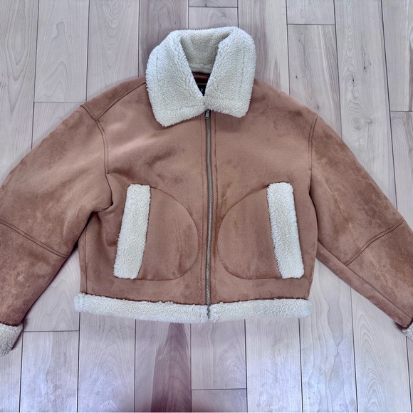 Gap faux suede Sherpa trim jacket - Picture 2 of 5